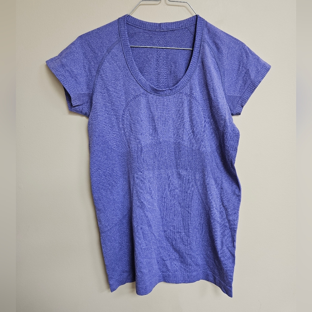 Lululemon Swiftly Tech Short Sleeve Lavender Purple Top Size 8